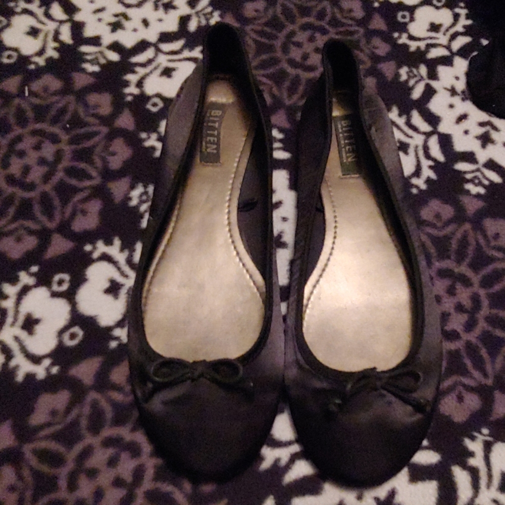 Bitten by Sarah Jessica Parker flats